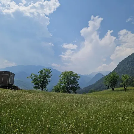 Tra Montagne Verdi E Acque Azzurre In Val D'arzino